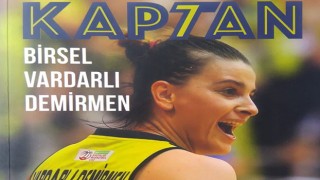 Birsel Vardarlı Demirmen, “Kaptan” kitabıyla depremzede öğrencilerin yanında