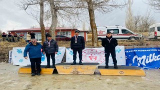 Bitlisli kayakçılar Erzurumdaki yarışlardan başarı ile döndüler