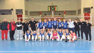 “Bizim Kızlar” yarı final müsabakalarının son maçında Sultan Spora set vermedi