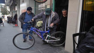 Bodrumdaki bisikletler çıkarıldı, tamircilerin işleri arttı