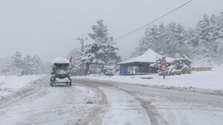 Bolunun doğa harikası Abantta kış güzelliği