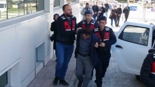 Boşanma aşamasındaki karısını öldüren koca adliyede