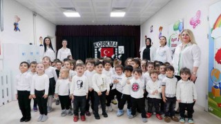 Bozüyük Belediyesi Gündüz Çocuk Oyun ve Bakımevinin minik öğrencileri İstiklal Marşını okudular