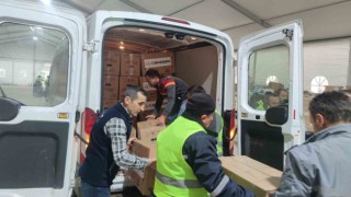 Bozüyük Belediyesinden deprem bölgesine mont yardımı