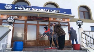 Bozüyükte camilerde Ramazan temizliği