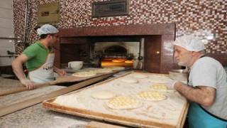 Bu şehirde Ramazan pidesine zam yok: 330 gram pide 5 TL