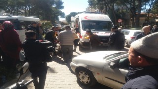 Burhaniyede otomobile çarpan motosiklet sürücüsü yaralandı
