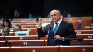 Büyükçekmece Belediye Başkanı Akgün, Türkiyeyi temsil etmek üzere Strasbourga gitti