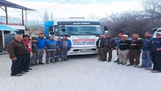 Çamelinden deprem bölgesine odun desteği