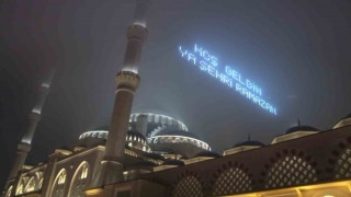 Çamlıca Camiinde ilk teravih namazı kılındı