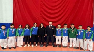 Çayırova Belediyesi karate takımı 7 madalya kazandı