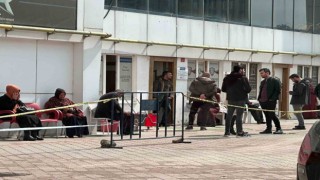 Cerrah, bina yöneticisinin odasını kliniğe çevirdi iddiası