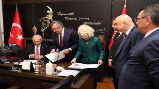 CHP lideri Kılıçdaroğlu: Adaylık için belgelerimizi hazırlayıp YSKye teslim ettik