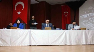 Çiftçi, deprem bölgesinde yapılan çalışmaları mecliste anlattı