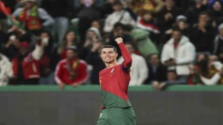 Cristiano Ronaldodan yeni dünya rekoru
