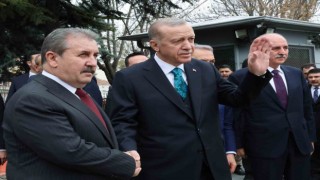 Cumhurbaşkanı Erdoğan, BBP Genel Başkanı Desticiyi ziyaret etti