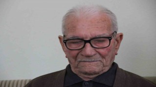 Cumhuriyet ile aynı yaşta, yüzünde tarihin izlerini taşıyor
