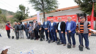 Dalamanın 11 kırsal mahallesinde ‘Kaya İnciri fidanları toprakla buluştu