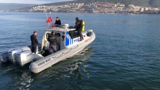 Denizde kaybolan kişiyi ararken tabanca ve tüfek buldular