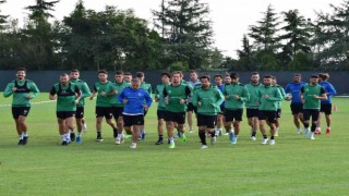 Denizlispor 3 eksikle Ankaraya gitti