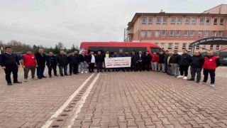 Deprem bölgesine gönüllü gittiler