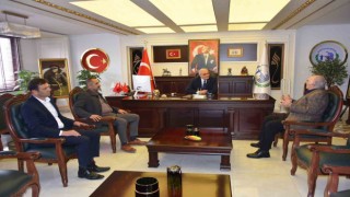 Deprem bölgesine yardı yapan iş insanına teşekkür