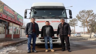 Deprem bölgesine yonca balyası desteği