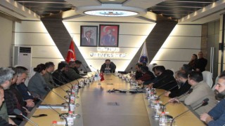 Deprem çalışmalarına destek veren personele teşekkür belgesi verildi