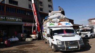 Deprem sonrası nakliyecilerde yoğunluk yaşanıyor