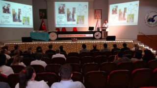 Depremde hayatını kaybeden doktor anıldı