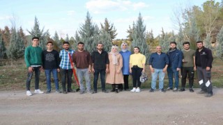 Depremde hayatını kaybeden sağlıkçılar adına meslektaşları hatıra ormanı oluşturdu