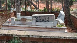 Depremde İslahiyedeki mezarlık da tahrip oldu