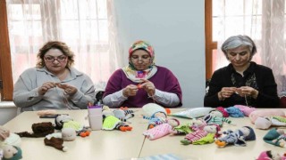 Depremzede kadınlar için amigurumi etkinliği