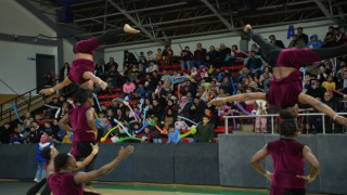 Depremzedeler, bu organizasyonda gönüllerince eğlendi