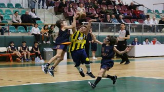 Derincede U 10 Erkekler Basketbol Ligi heyecanı yaşandı