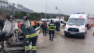 Tokat’ta Devrilen araçta anne öldü, eşi ve oğlu yaralandı