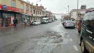 Dicle ilçesinde etkili olan yağmur çiftçileri sevindirdi