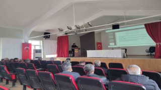 Diclede muhtarlara yönelik aile okulu kursu düzenlendi