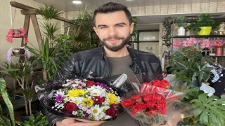Diyarbakırda çiçekçilerde 8 Mart Dünya Kadınlar Günü yoğunluğu