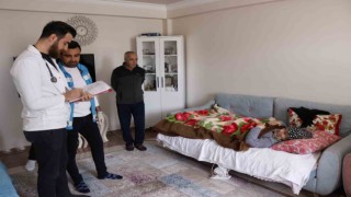 Diyarbakırda evde sağlık hizmeti depreme rağmen aralıksız sürüyor