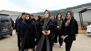 Doğanın Anneleri gönüllüleri, Gaziantep Nurdağında depremzede ailelerle bir araya geldi