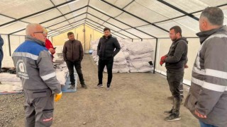 Döşemealtı Belediyesi Gaziantepe çadır kent kuruyor
