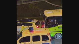 Dur ihtarına uymayan midibüs şoförü İstanbul caddelerini birbirine kattı