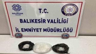 Edremitte şüpheli paketten uyuşturucu çıktı