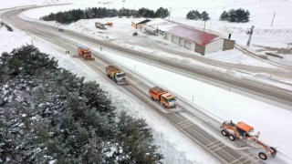 Erzincanda kar ve tipiden 135 köy yolu ulaşıma kapandı