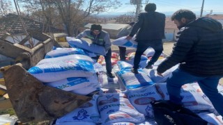 Eskişehir çiftçisi depremzede kardeşlerini unutmadı