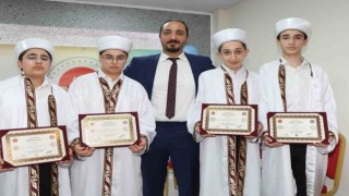 Eskişehirli hafızlara diplomaları törenle verildi
