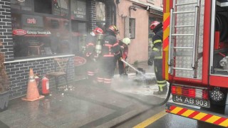 Et restoranının mangal bölümünde yangın çıktı, ekipler seferber oldu