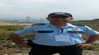 Evinde kalp krizi geçiren polis memuru, hastanede hayatını kaybetti