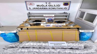 Evinde uyuşturucu imal düzeneği kurmuş